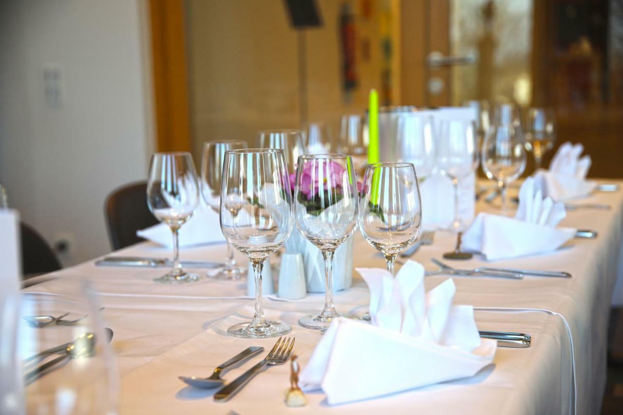 Katholisch-Soziales Institut Hotell Siegburg Eksteriør bilde